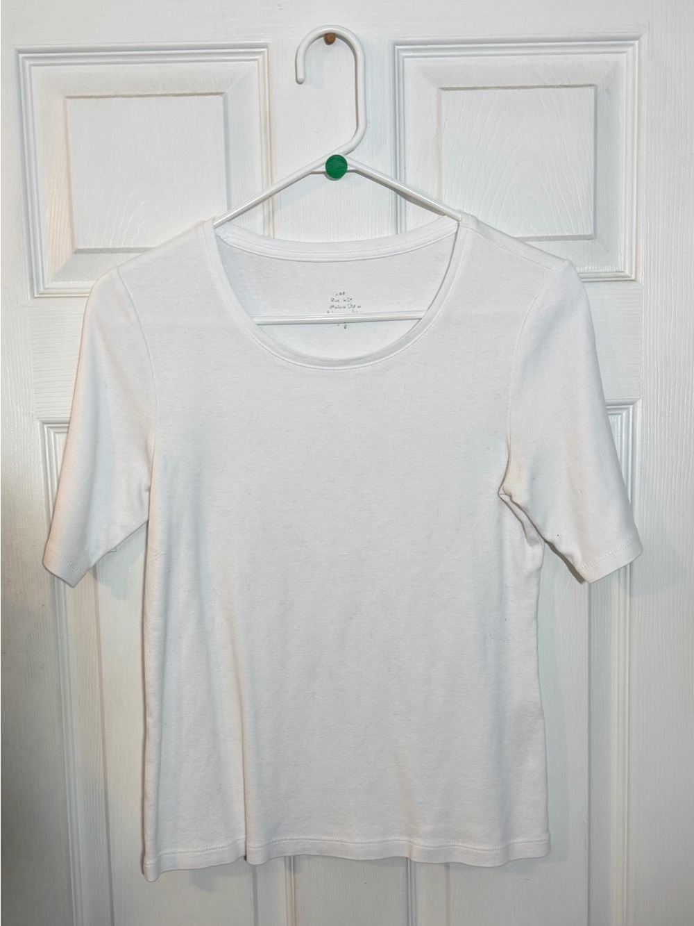 Women's Classic Scoop Neck Tee - White